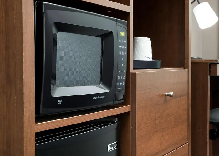 Hampton Inn & Suites Chicago North Shore